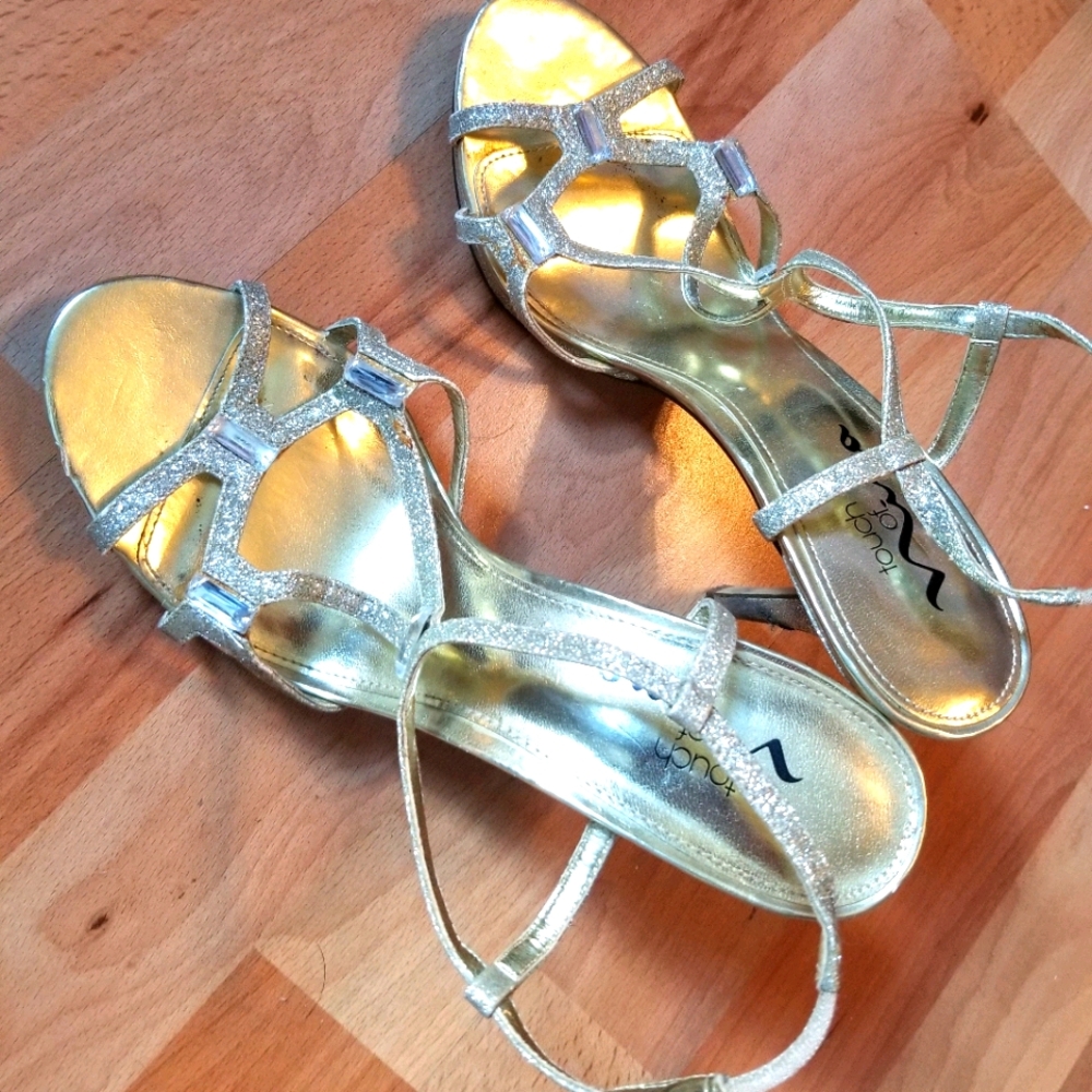 💫Touch of Nina💫Gold Stilettos 💫